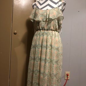 Love21 Maxi flowy dress 👗